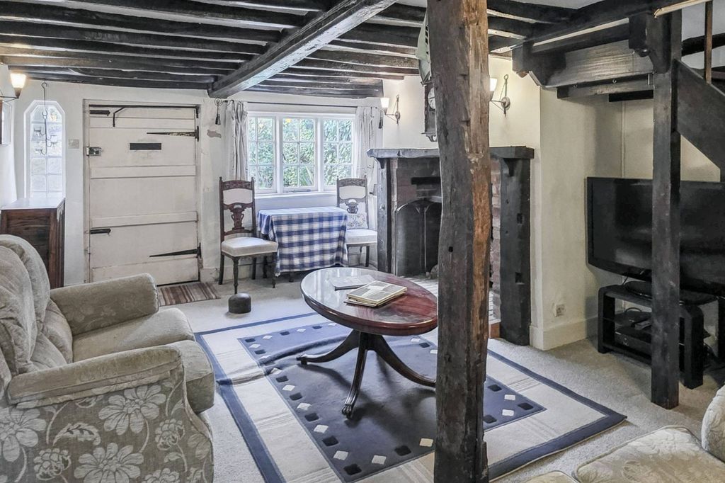 Property photo 3 of 15 2 The Green, Bisham, Marlow Sl7 1Ry