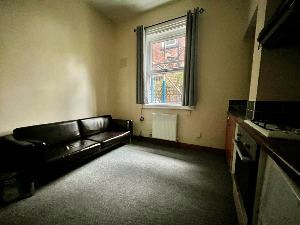 Property photo 3 of 5 Image