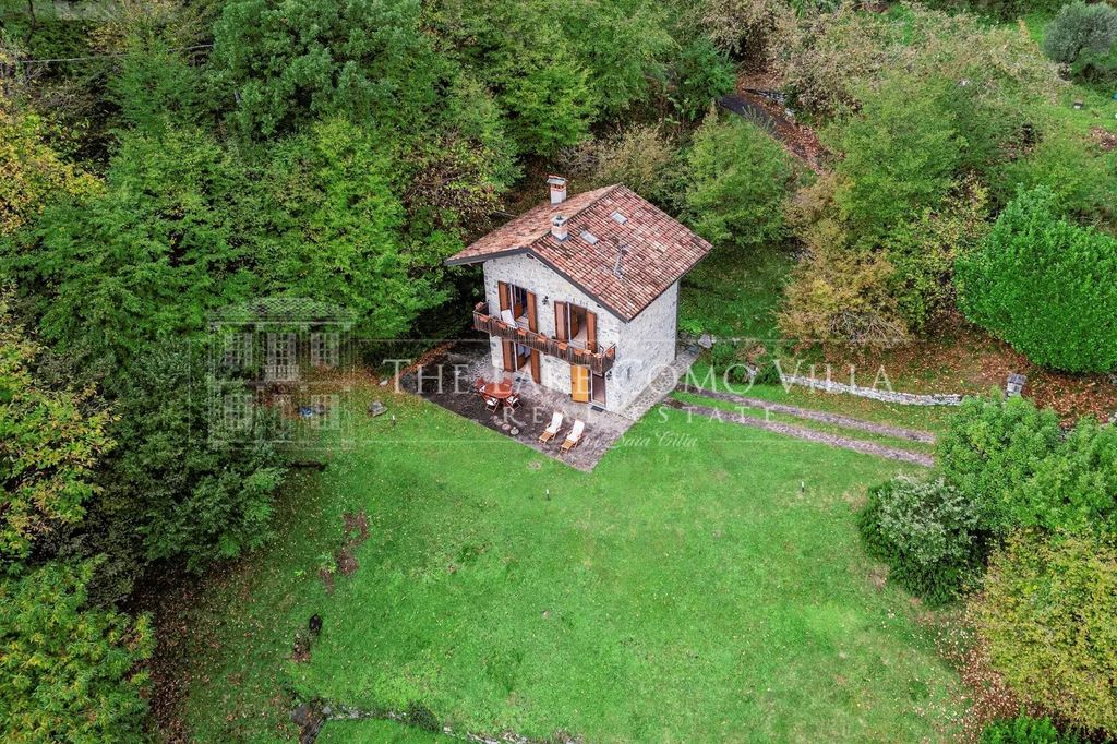 Property photo 3 of 44