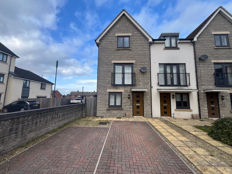 Property photo 1 of 20 Photo 15