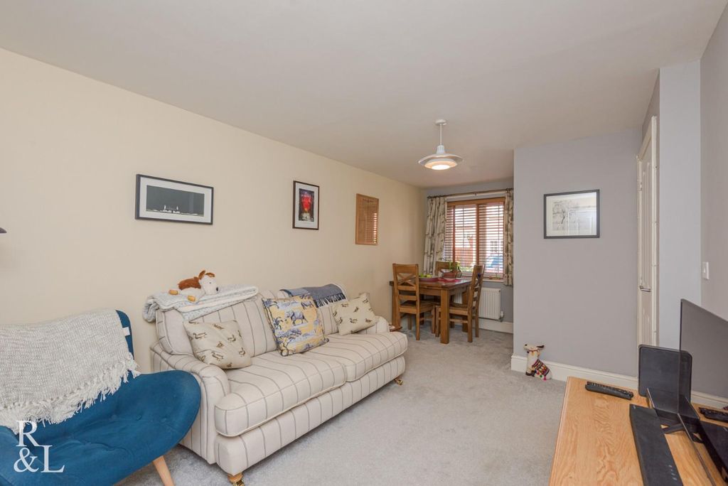 Property photo 3 of 25 Paget (5).Jpg