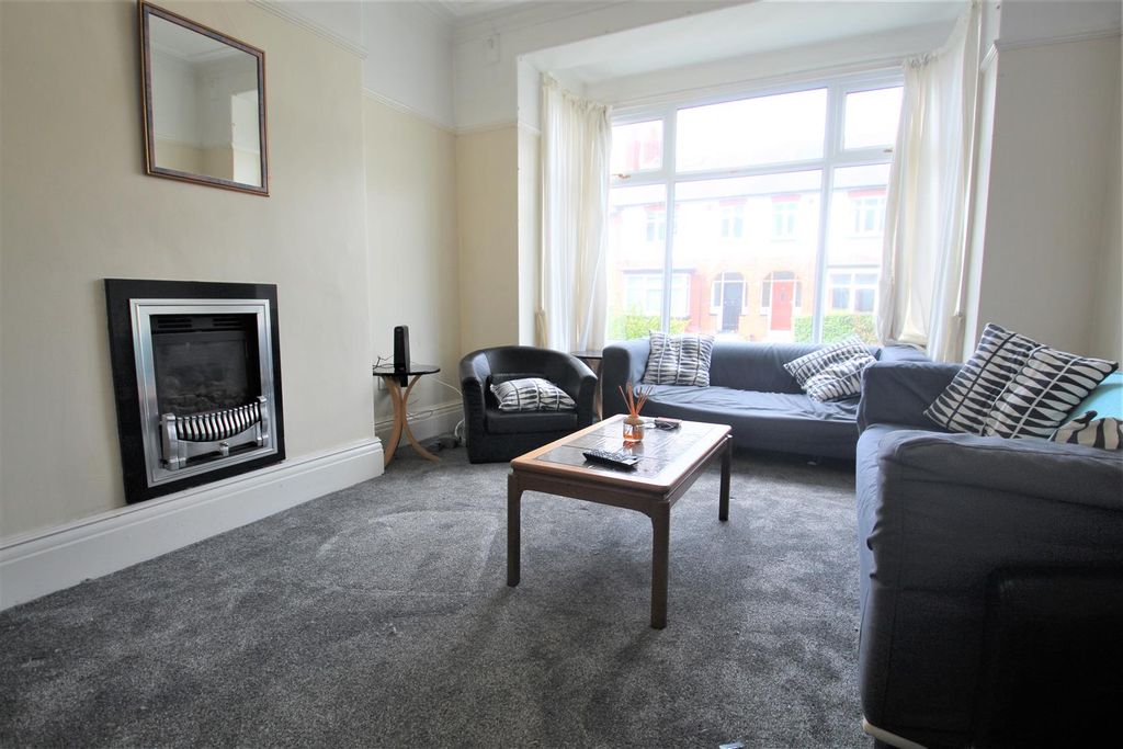 Property photo 1 of 13 Img_2405.Jpg