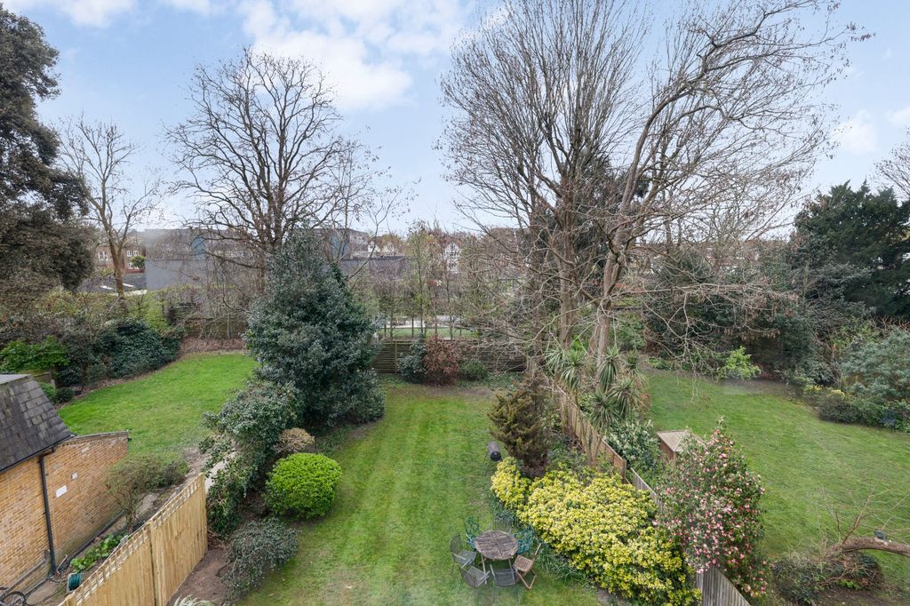 Property photo 1 of 1