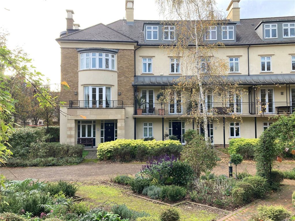 Property photo 1 of 16 Picture No. 14