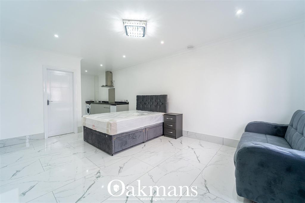 Property photo 2 of 7 Dom06725.Jpg