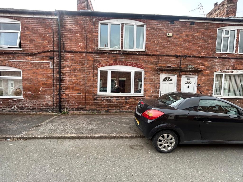 Property photo 1 of 5