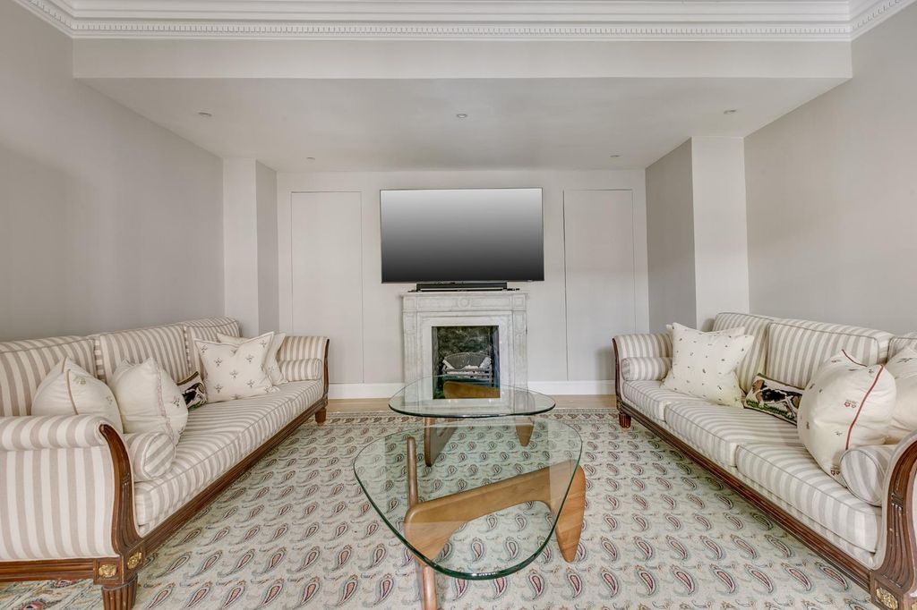 Property photo 3 of 18 Img-20251024-Wa0007.Jpg