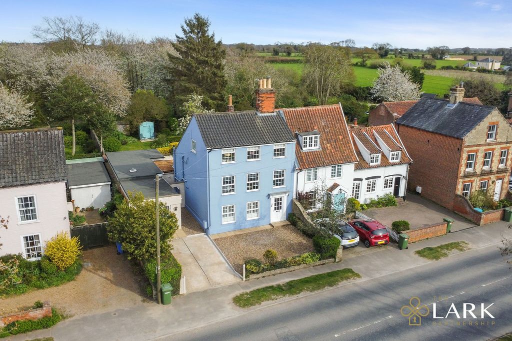 Property photo 1 of 14 Pt-Lark-72Highstreet-5