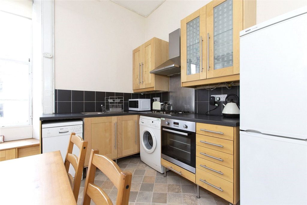 Property photo 3 of 13 Photo 3