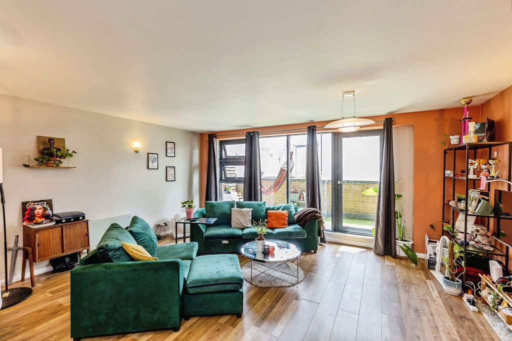 Property photo 1 of 13 Pbox-Img.Jpg