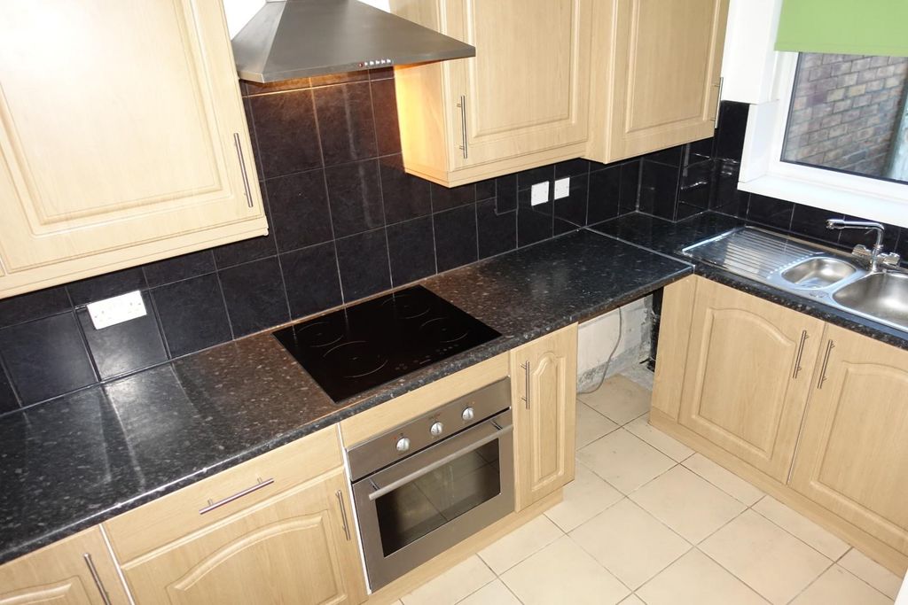 Property photo 2 of 11 Dsc08125.Jpg