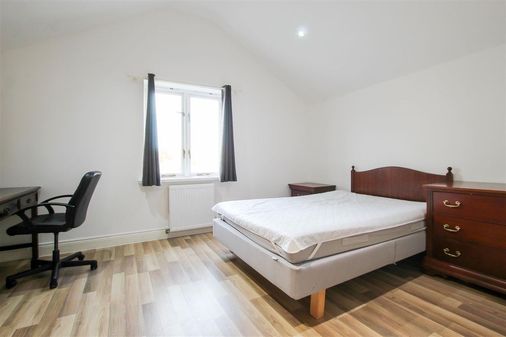 Property photo 3 of 9 Img_5558.Jpg