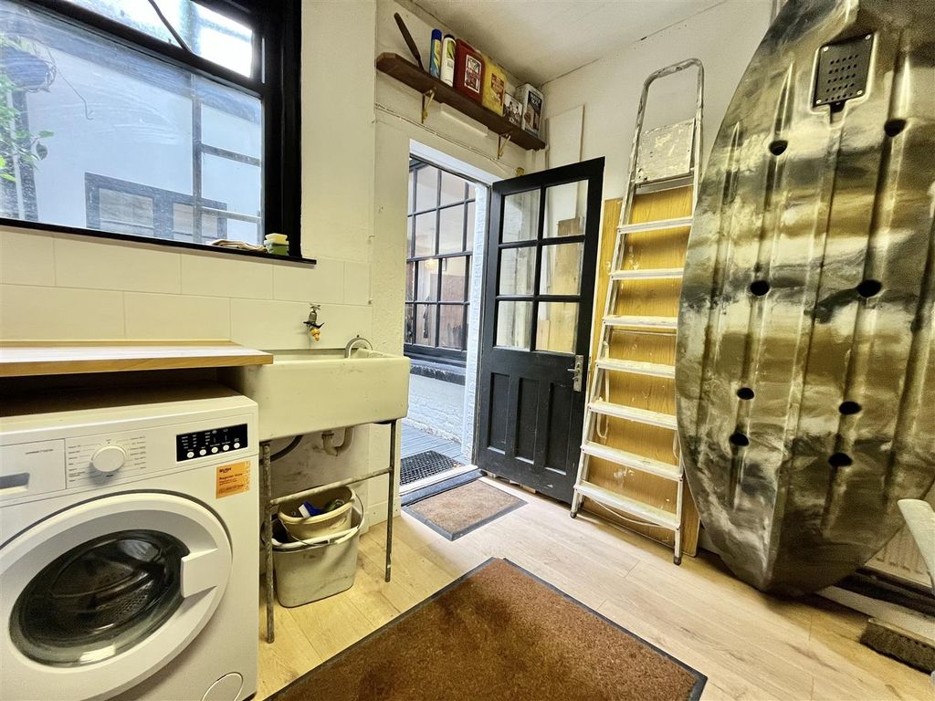 Additional image 26 of 4 bed maisonette for saleRock-A-Nore Road, Hastings TN34