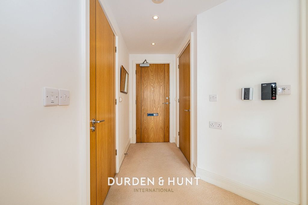 Additional image 7 of 1 bed property for saleHigh Street, Ongar CM5