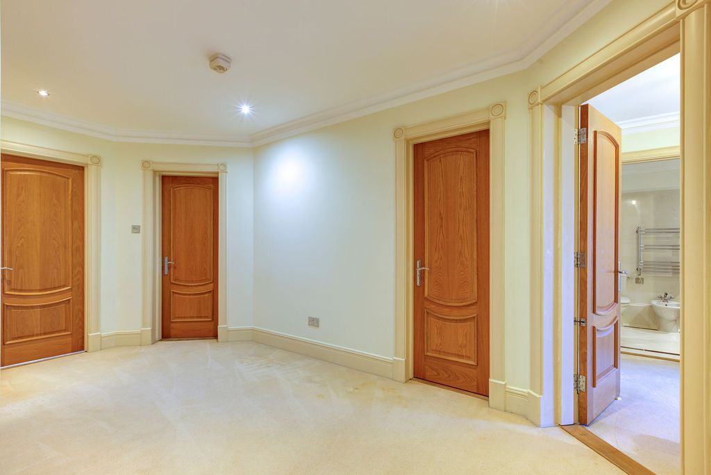Additional image 11 of 2 bed flat for saleChateau Royale, Grouville JE3