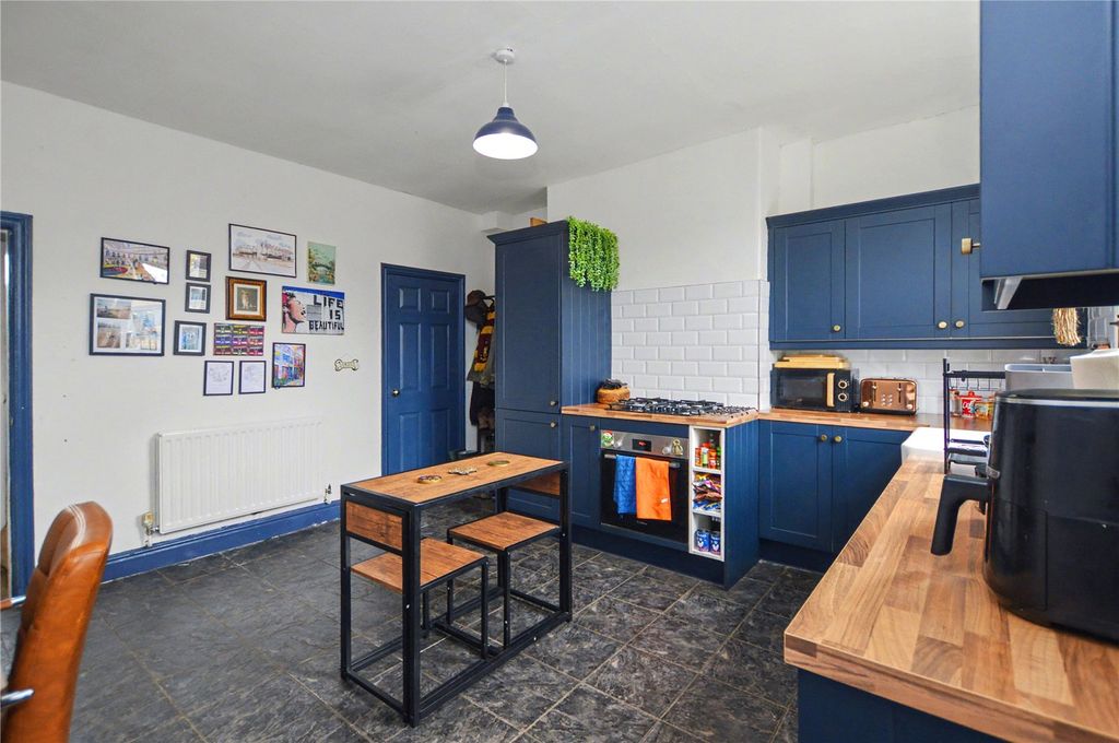 Property photo 3 of 12 Picture No. 09