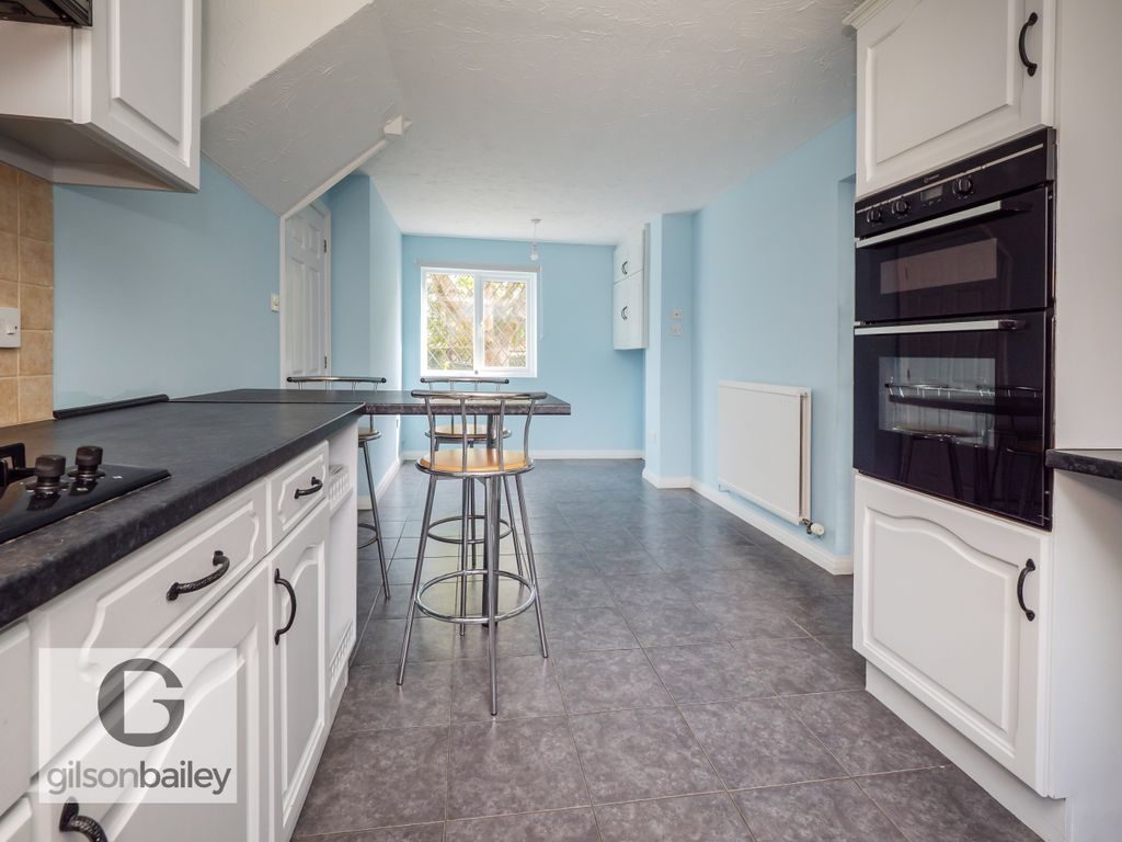 Property photo 2 of 18 5Seppingslane-52