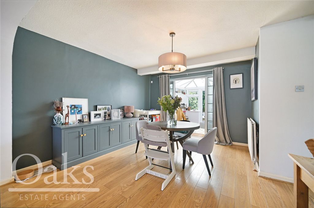 Property photo 2 of 13 Picture No. 17