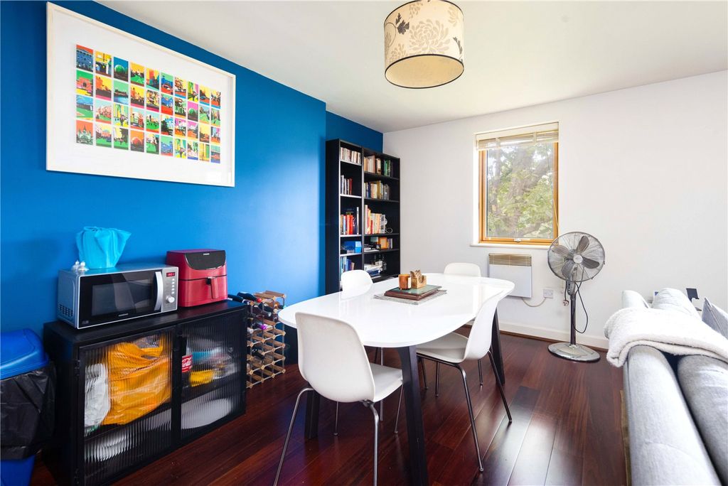 Property photo 3 of 13 Dining Area