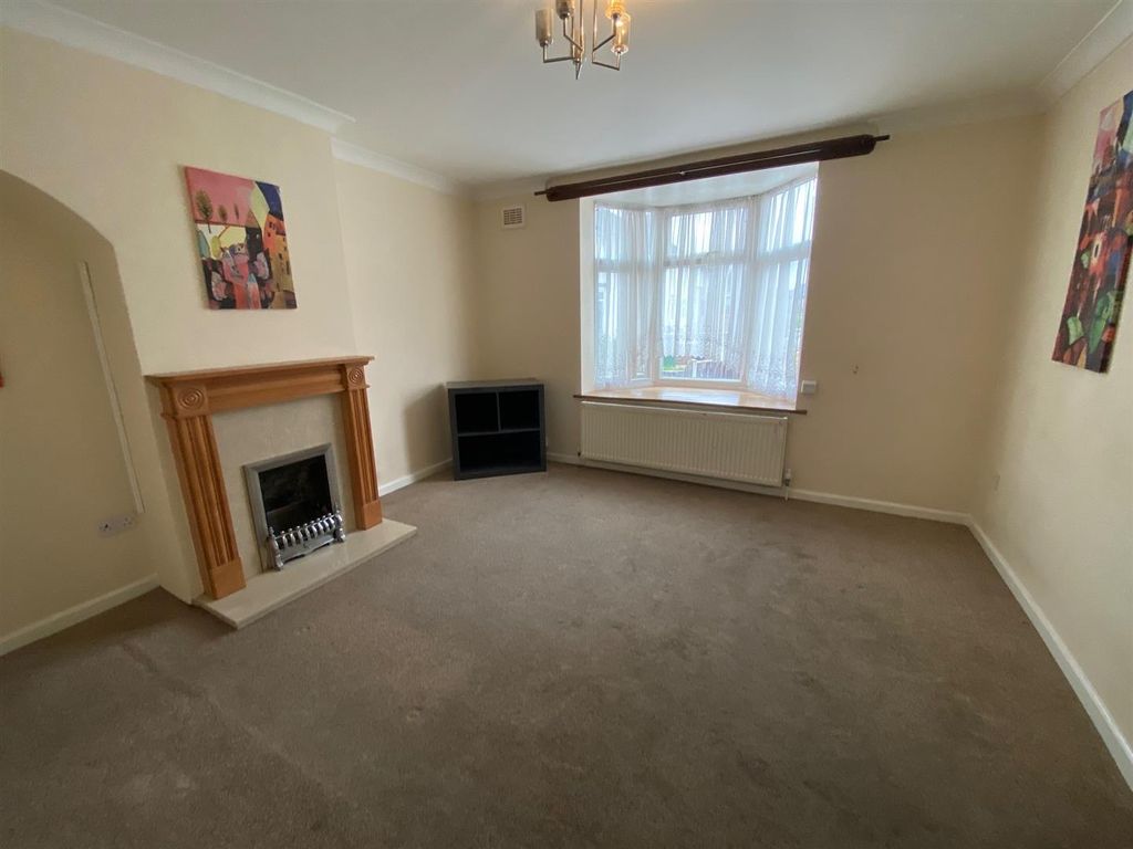 Property photo 3 of 12 d8.Jpg