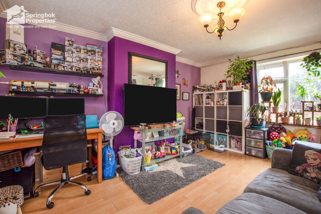 Property photo 2 of 11 Image 1