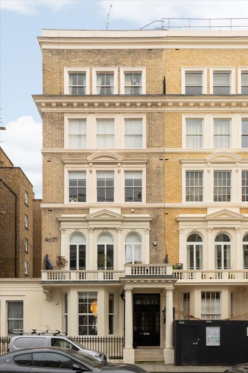 Property photo 2 of 17 Image