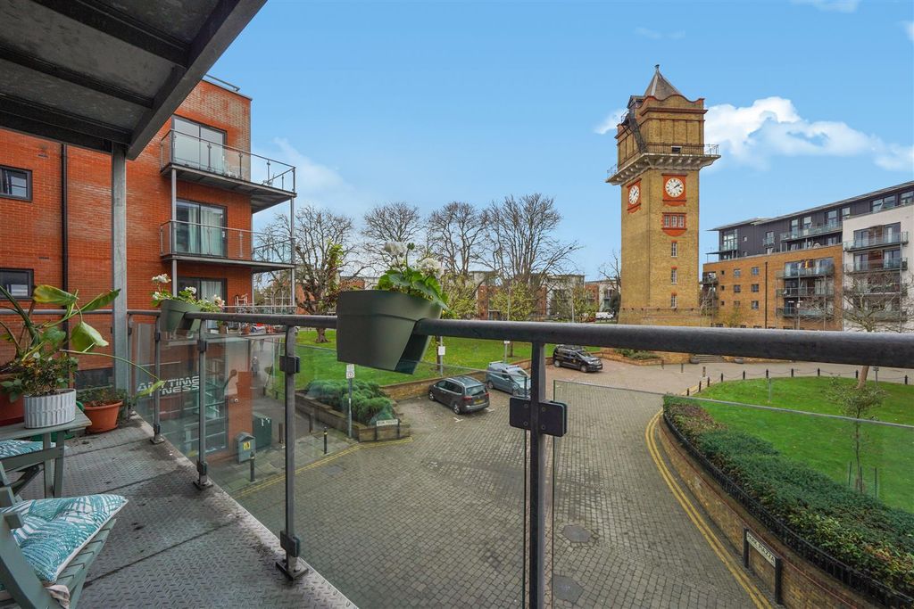 Property photo 2 of 14 Flat 38, Cherrywood Lodge - Gsurv0Psyv6Gjidwbjy0.J