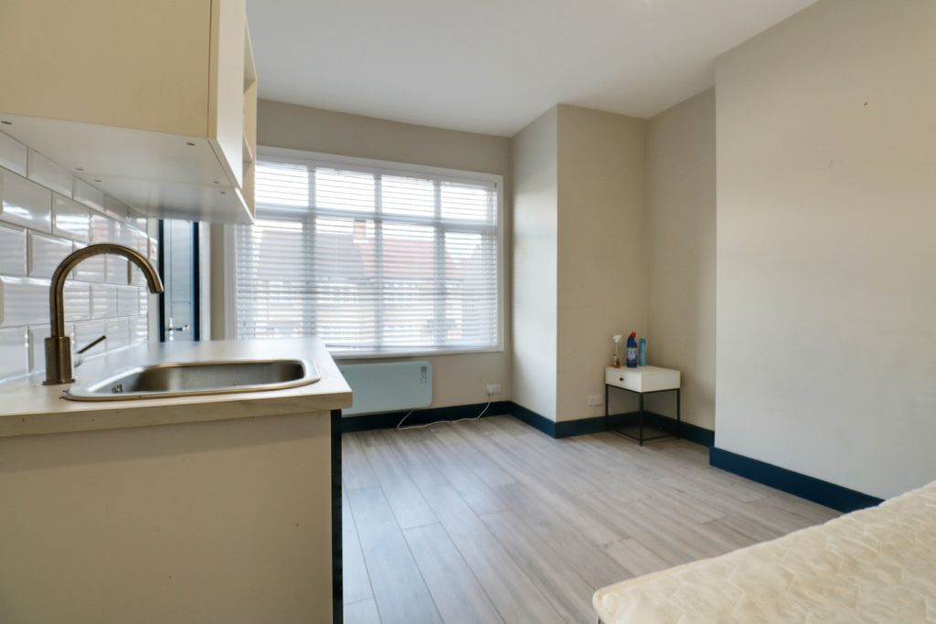 Property photo 2 of 6 5092392