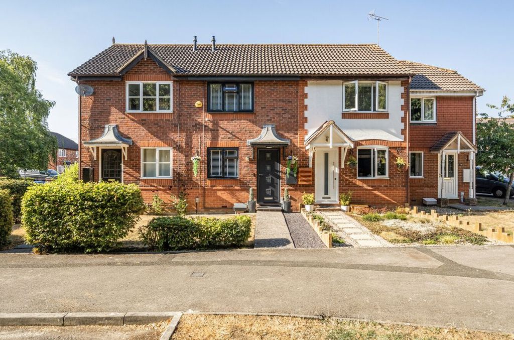 Property photo 1 of 11 15027852