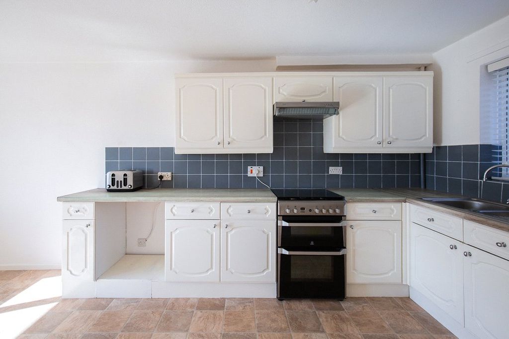 Property photo 3 of 19 Picture No. 04