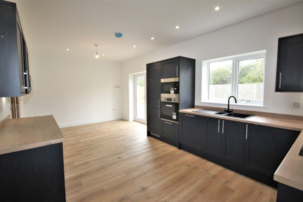 Property photo 2 of 12 Plot 9 Kitchen 2