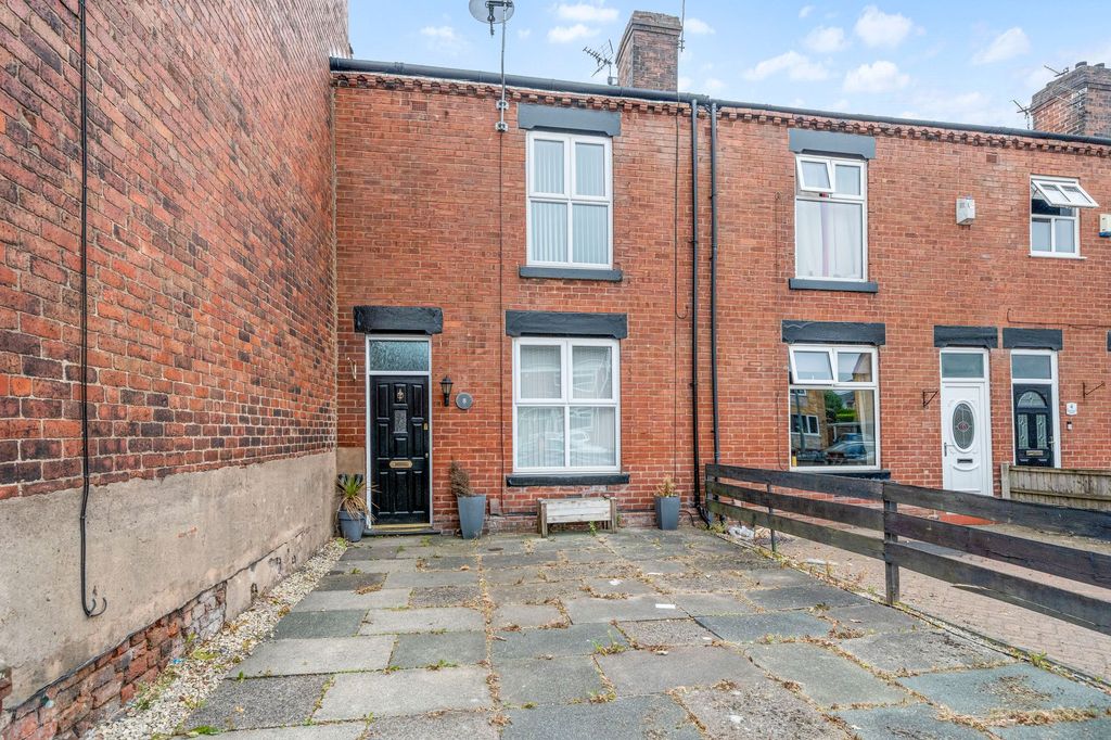 Property photo 1 of 14