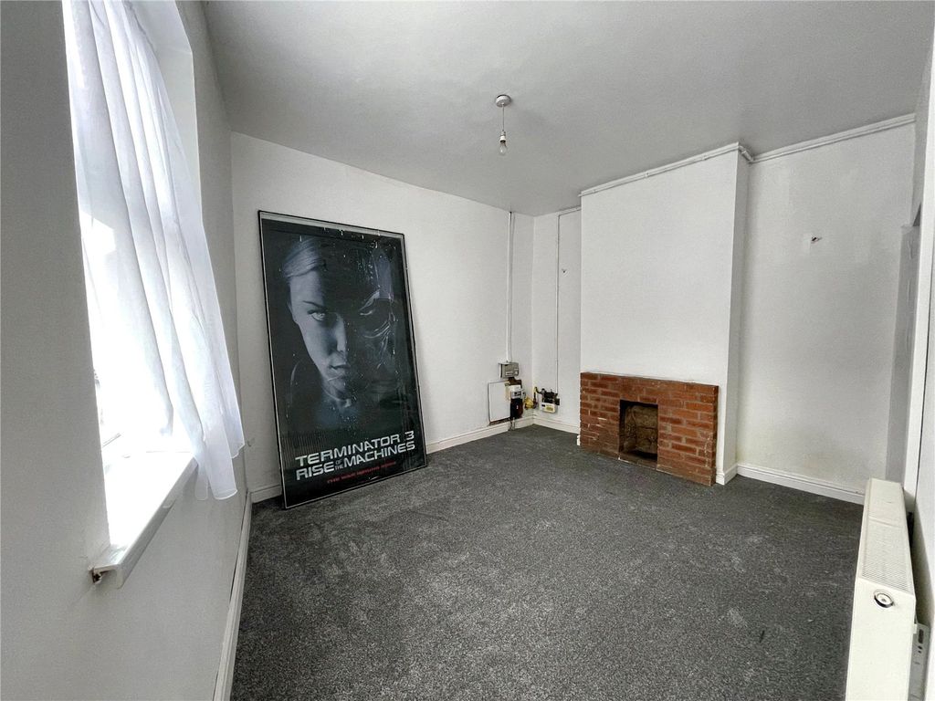 Property photo 2 of 13 Picture No. 01