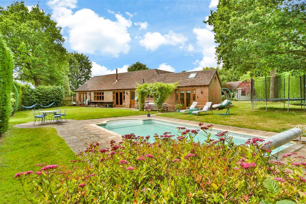 Property photo 1 of 14 Rear Garden