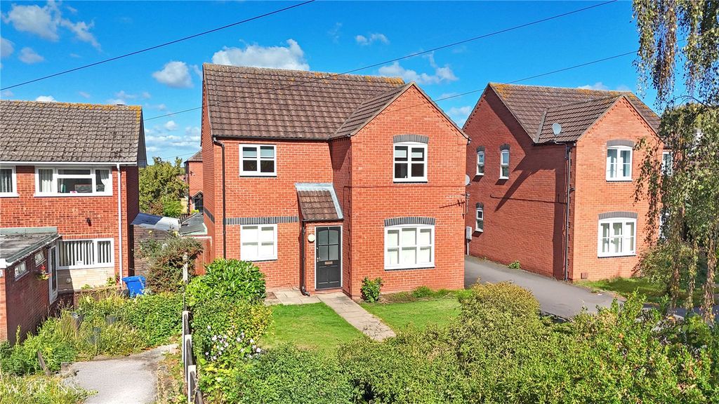Property photo 1 of 16 Picture No. 21