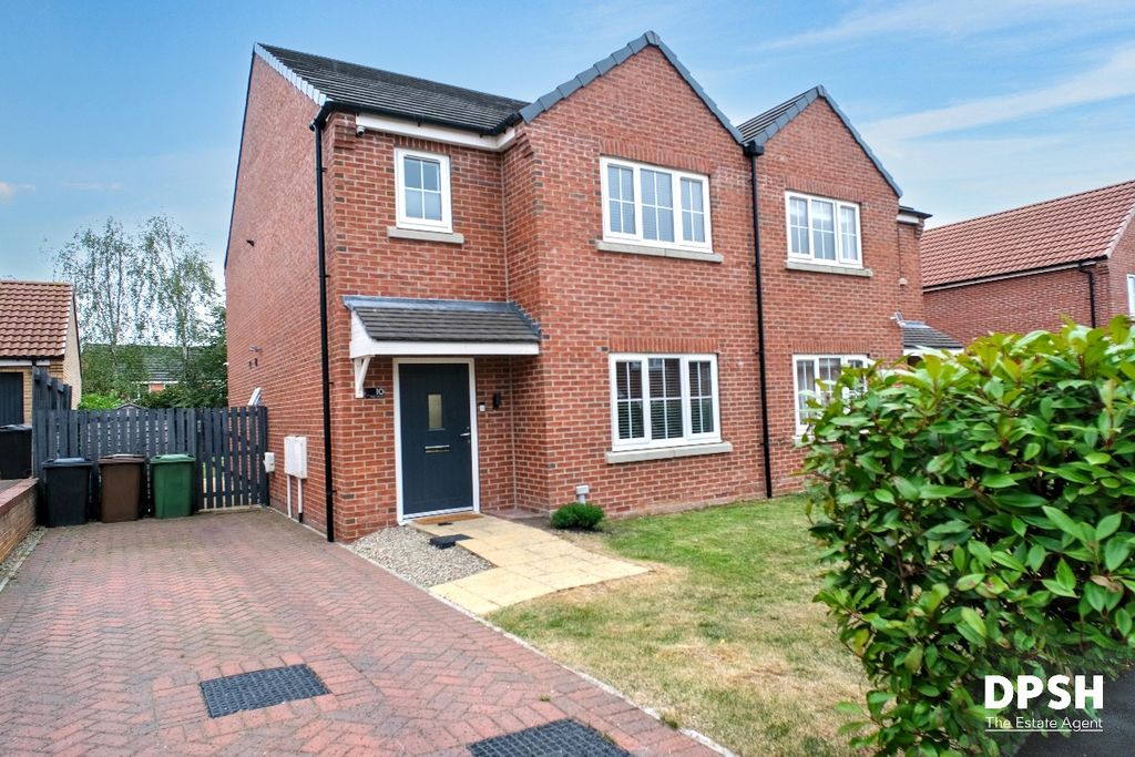 Property photo 1 of 25