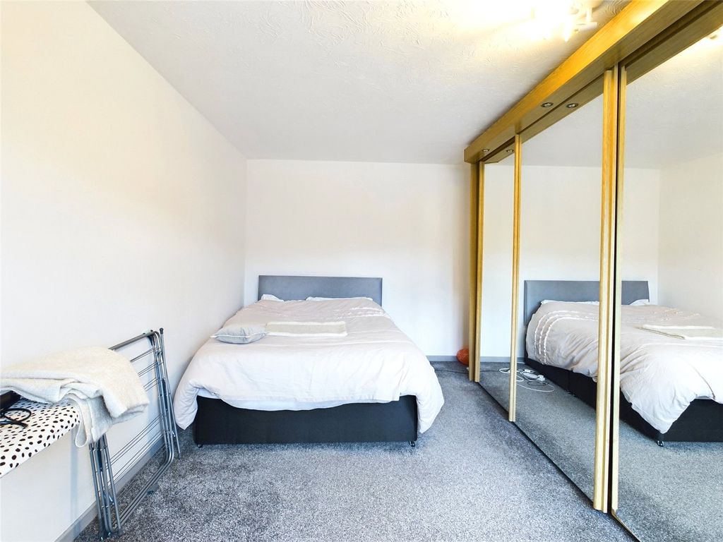 Property photo 2 of 10 Picture No. 29