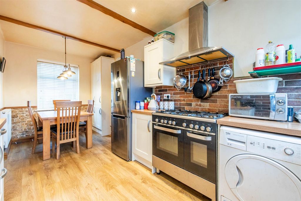 Property photo 3 of 16 Kitchen/Diner