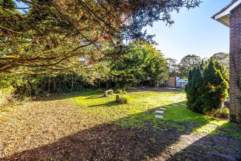 Property photo 3 of 19