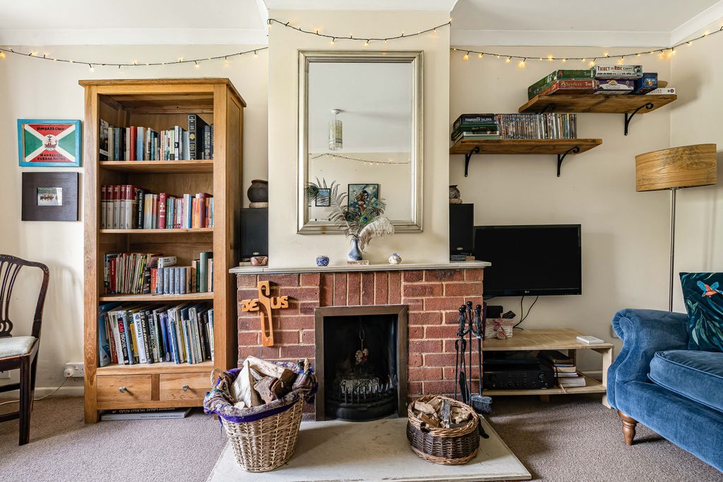 Property photo 3 of 23 Fireplace