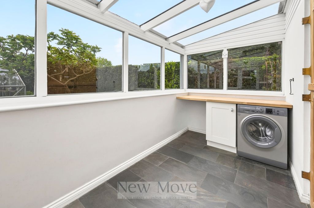 Property photo 3 of 27 Gallery