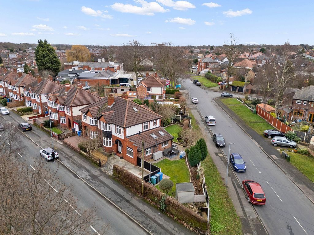 Property photo 2 of 26