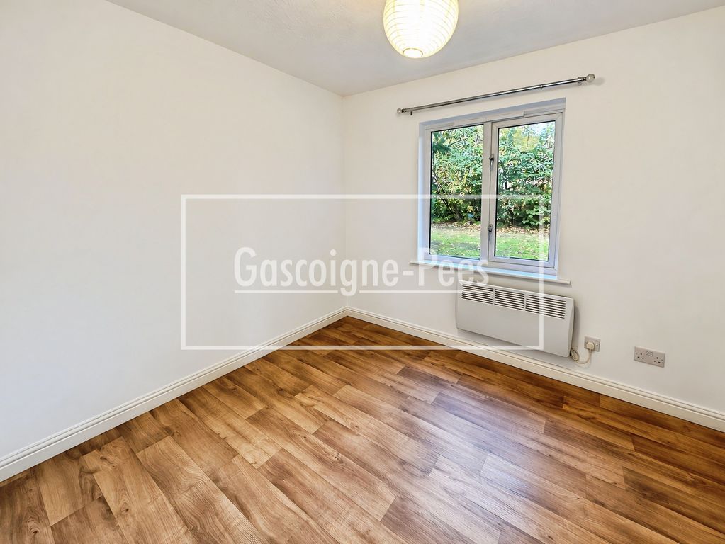 Property photo 2 of 7