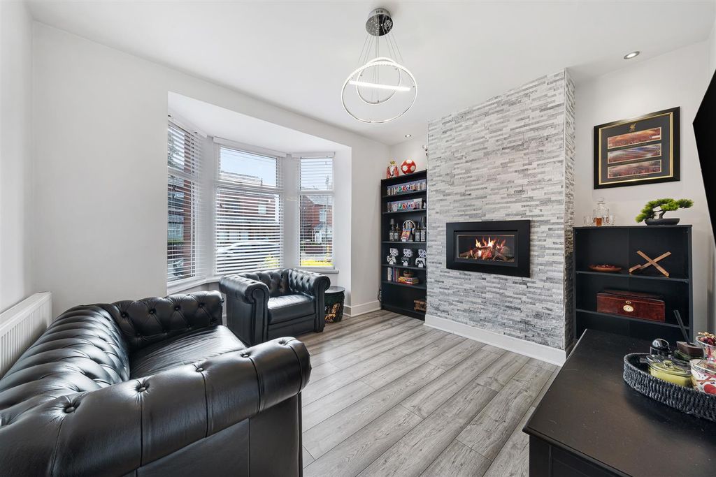 Property photo 2 of 27 26 Grange Park Road-44.Jpg