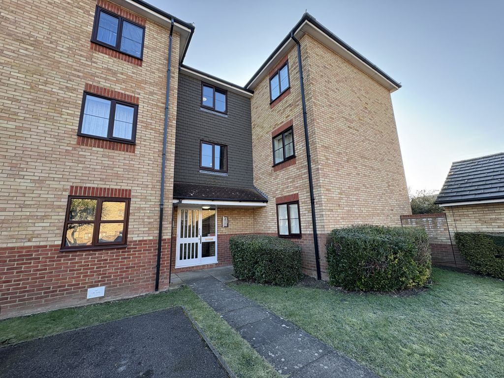 Property photo 1 of 9 One Bedroom Flat, Cherry Hinton Cb1