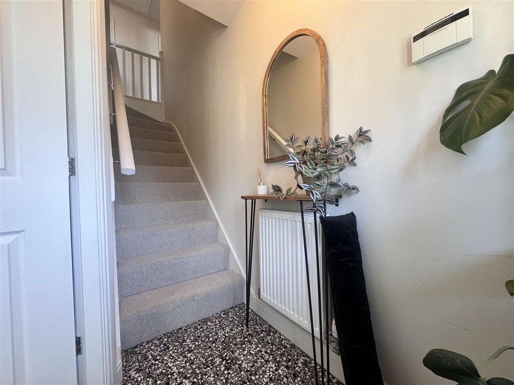 Property photo 2 of 19 Hall