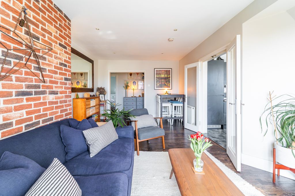 Property photo 2 of 15 Ndb05405