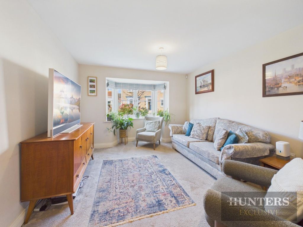 Property photo 2 of 27 Cam05316G0-Pr0379-Still016.Jpg