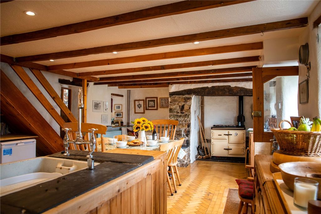 Property photo 1 of 23 Picture No. 08