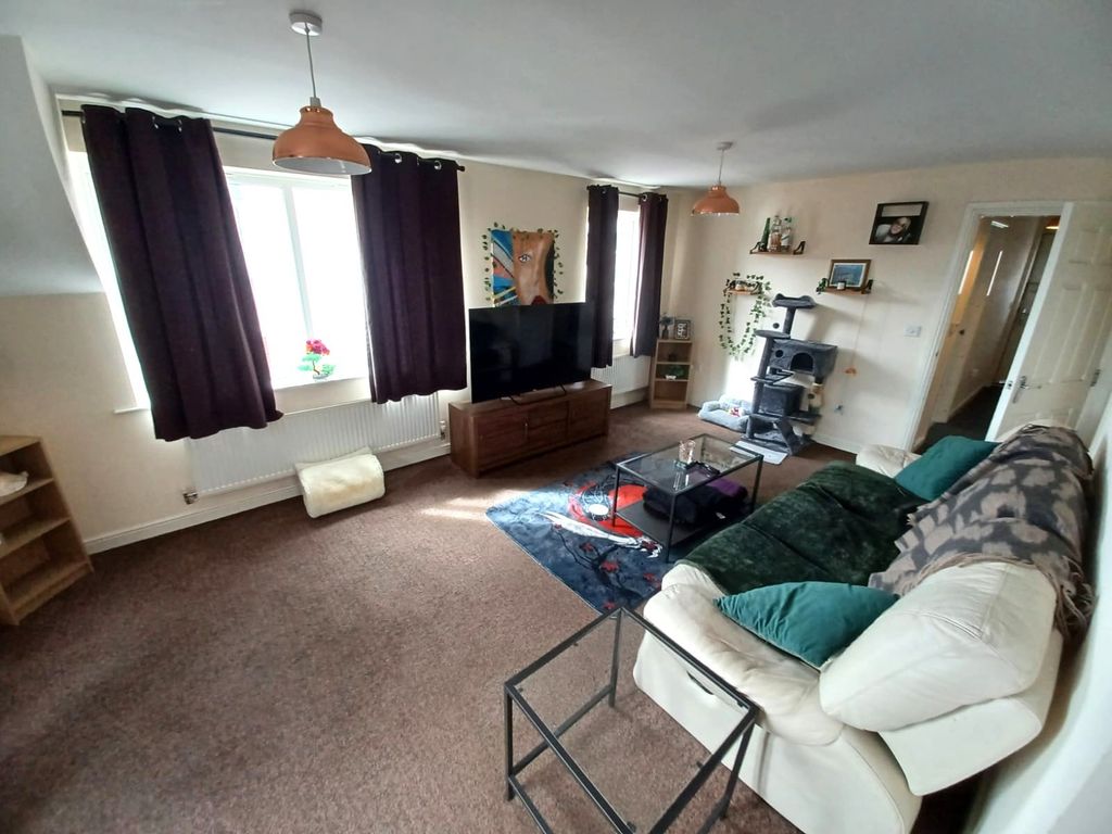 Property photo 3 of 8 Picture No. 05